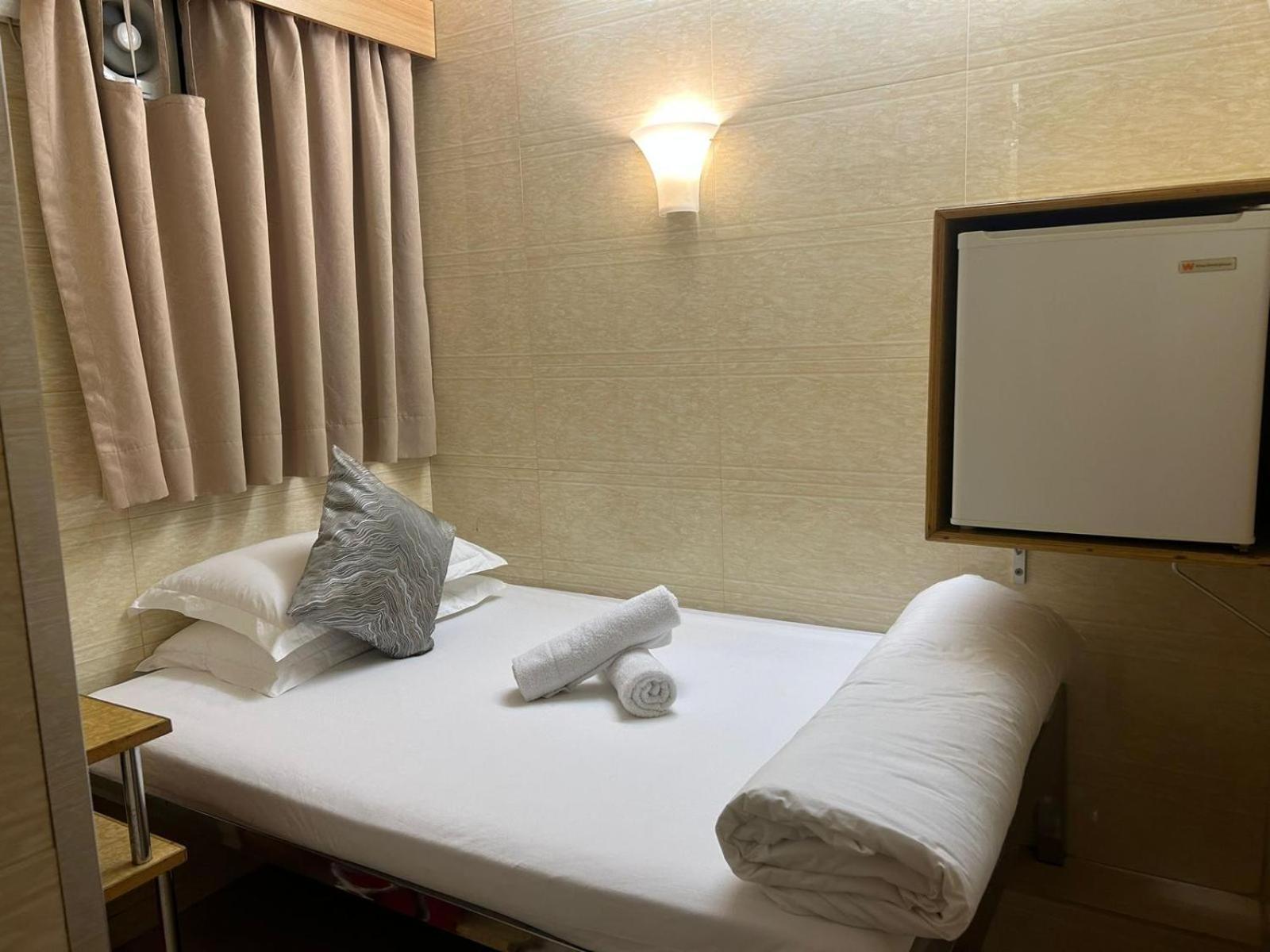 Holiday Guest House Hong Kong Exterior photo